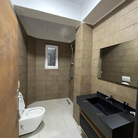Zurich Hotel *