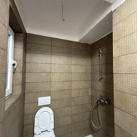 Zurich Hotel Golem (Tirana)